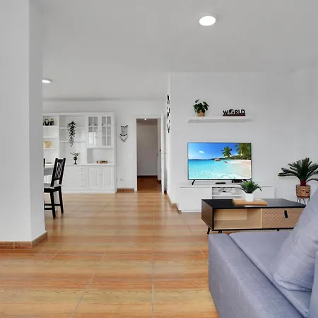 Apartamento Renovado 2 Habs, Centro Adeje, Internet Rapido - Es-347-13 *